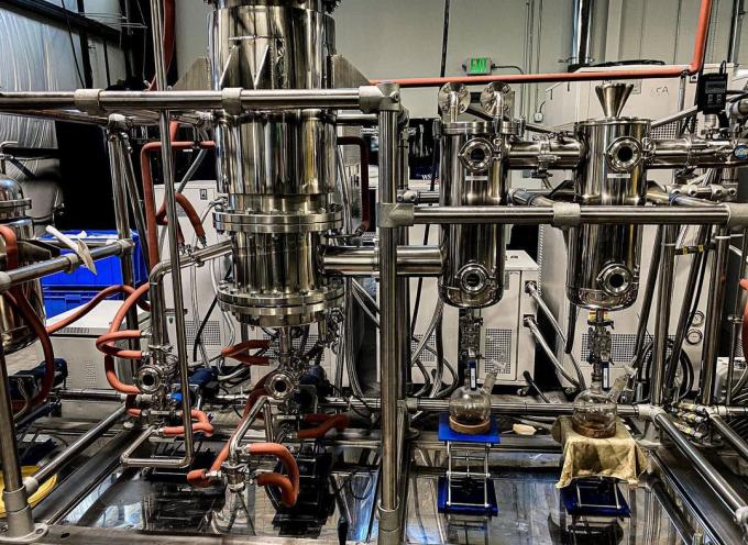 Molecular distillation